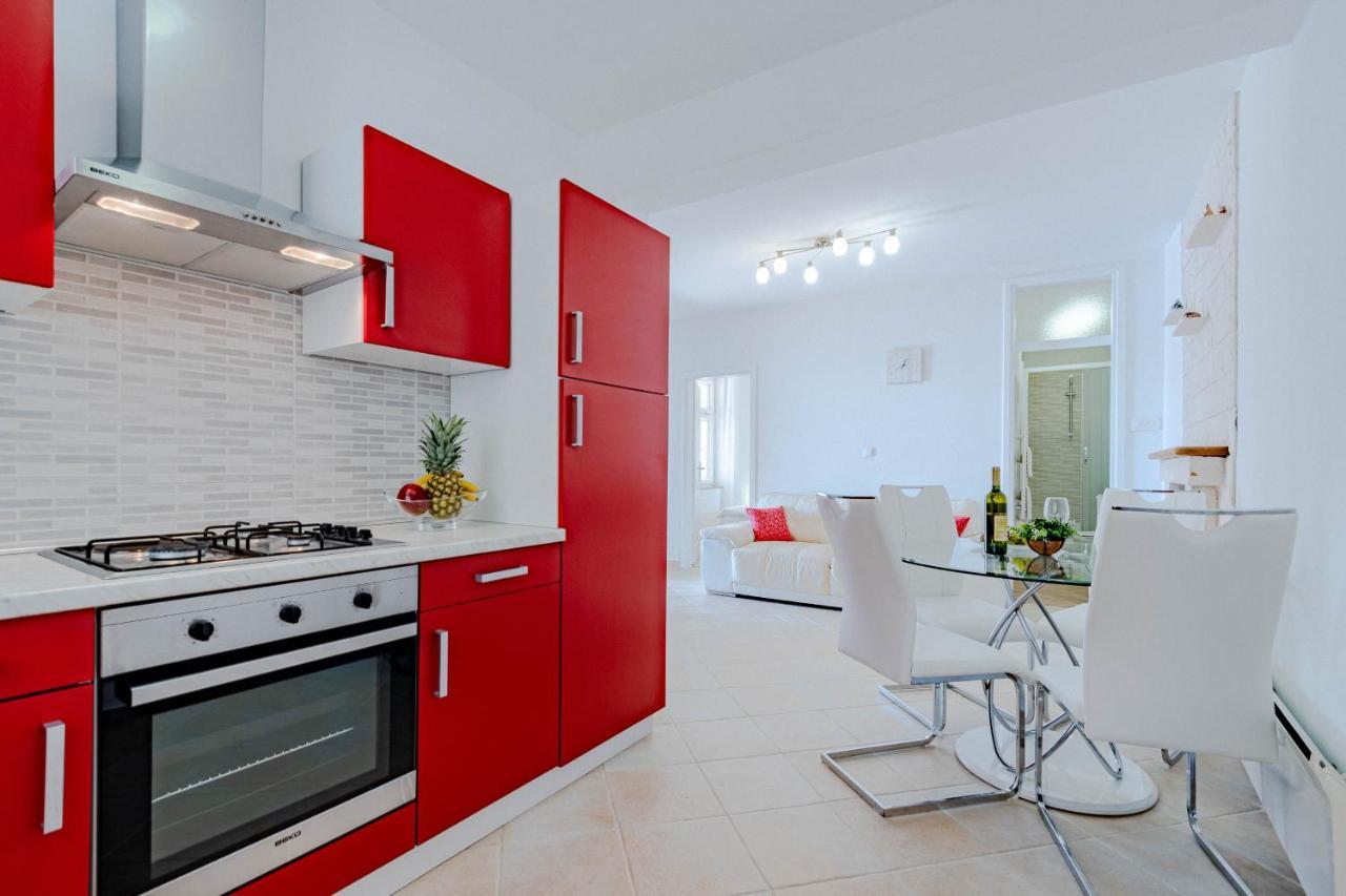 Apartments By The Sea Cove Zaglav, Korcula - 12208 プリズバ エクステリア 写真
